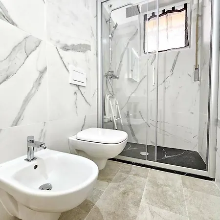 Cozy With Free Parking And Garden Space Apartman *